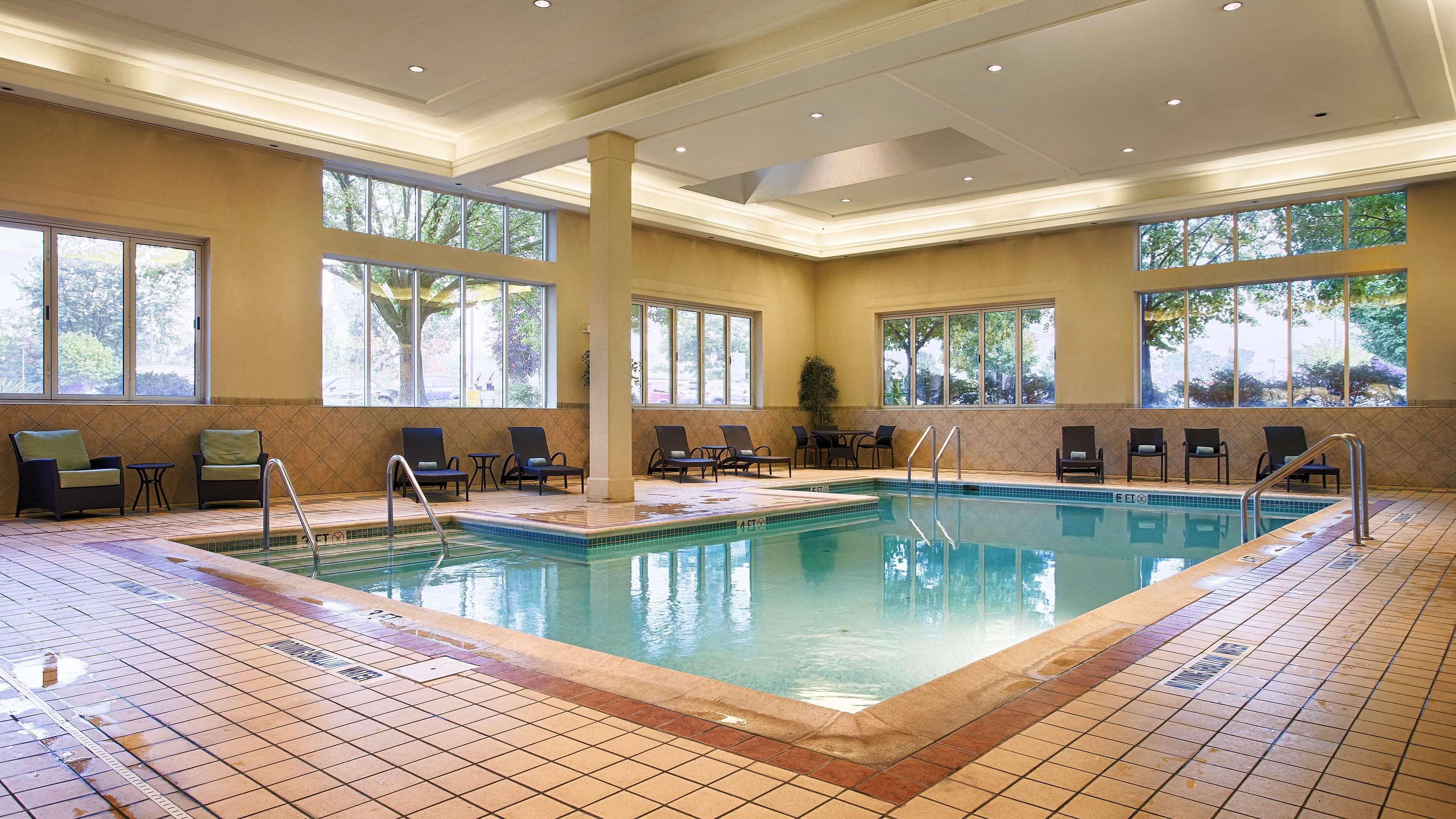 The At Lewisburg, Bw Signature Collection Hotel