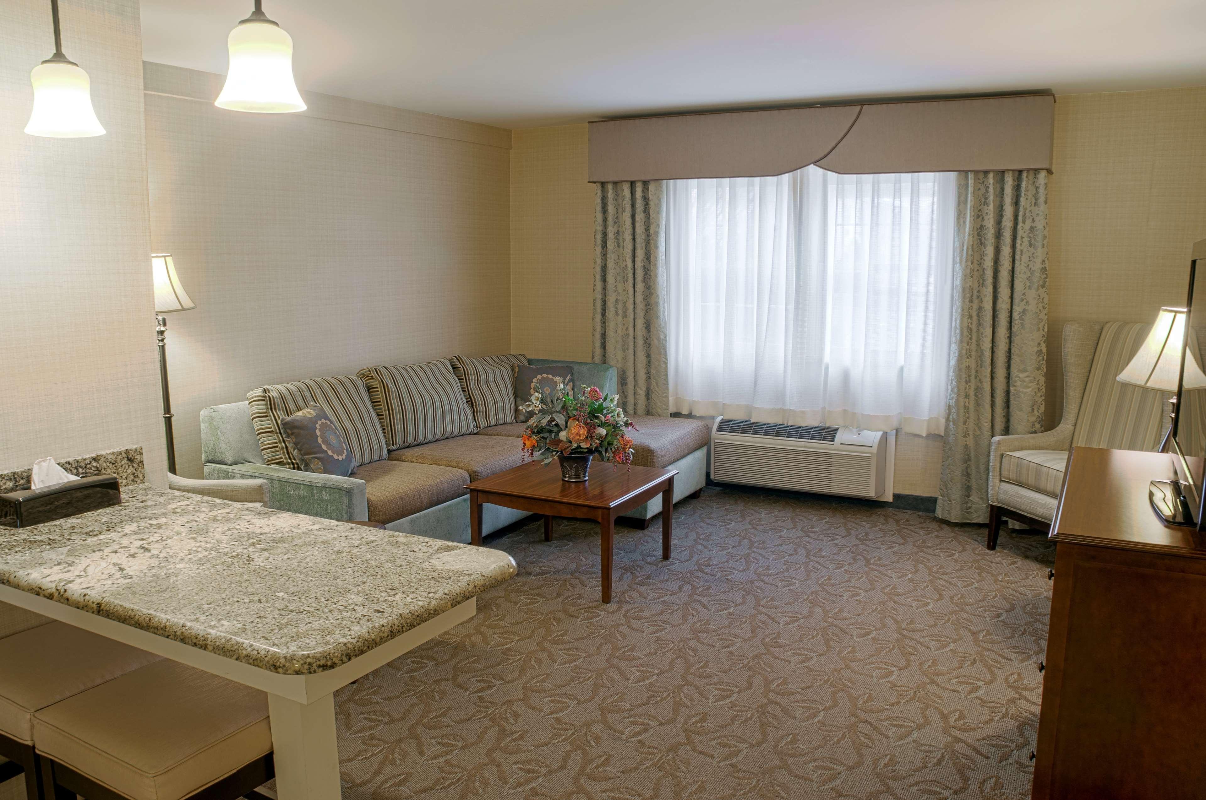 The At Lewisburg, Bw Signature Collection 3* Lewisburg